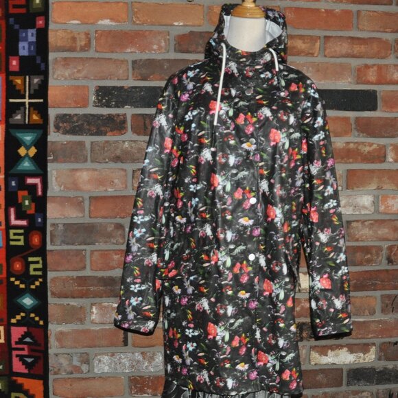 ONLY anno 1995 Waterproof Raincoat Black & Multi Color Floral Raincoat Hooded M - Picture 9 of 13